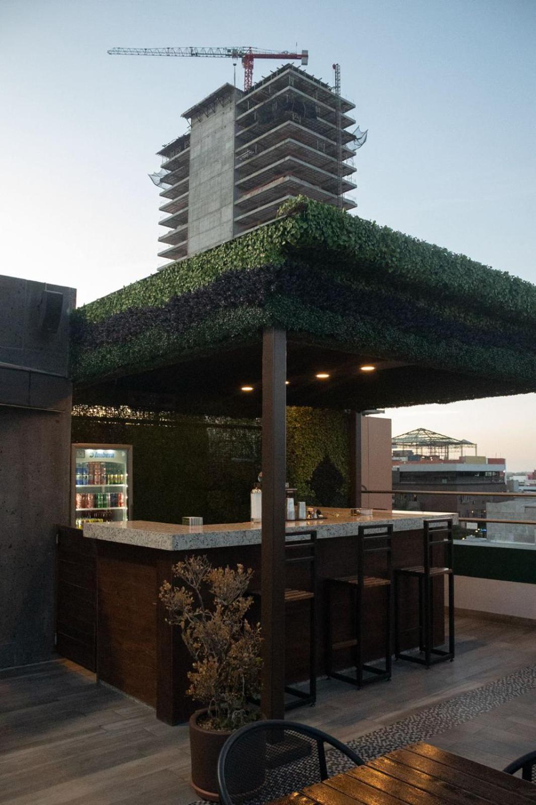 Hotel Grand One Plaza Tijuana Bagian luar foto