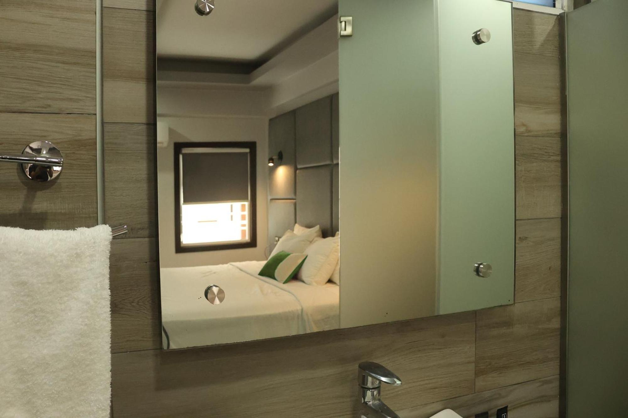 Hotel Grand One Plaza Tijuana Bagian luar foto